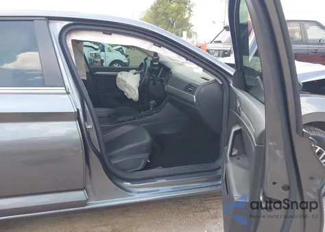 2019 Volkswagen Jetta 1.4T R-Line/1.4T S/1.4T Se из США, поврежденный, VIN 3VWCB7BU1KM220504